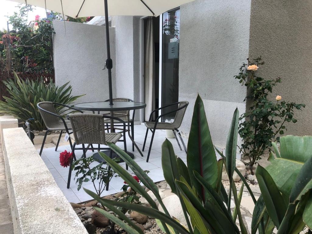 Town House, Ilios Ii, Kato Paphos Villa Eksteriør billede
